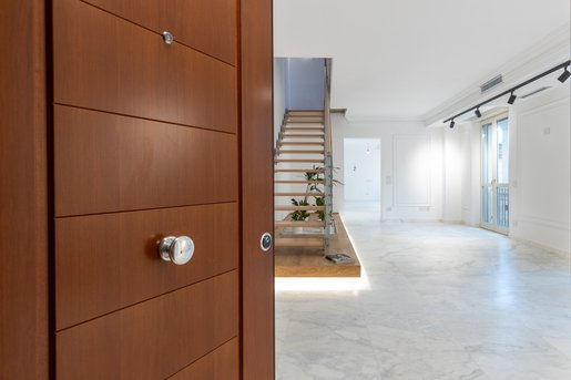 “Palazzo Verdi” Elegancki apartament w odległości kilku kroków od morza