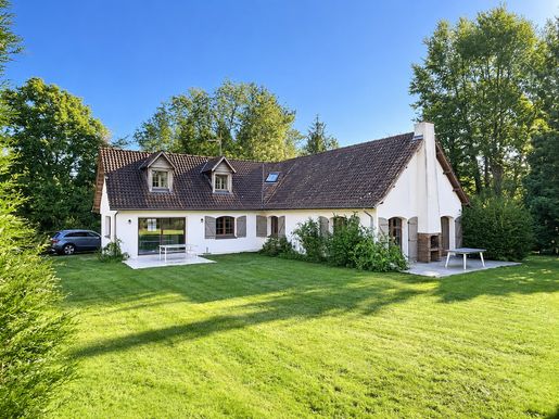 Maison 8 pièces 283 m² · à Saint-Josse · 283 m² · 550 000 €
