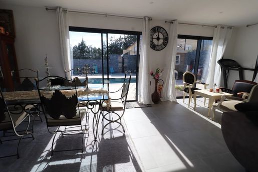 Maison 6 pièces 175 m² · à Quissac · 175 m² · 440 000 €