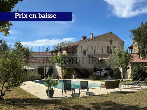 Maison 9 pièces 264 m² · à Prayssac · 264 m² · 329 000 €