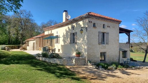 Maison 6 pièces 161 m² · à Puy-l'Évêque · 161 m² · 429 000 €