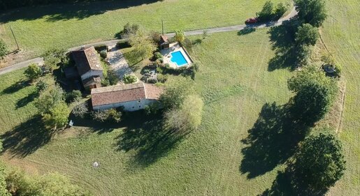 Maison 8 pièces 184 m² · à Puy-l'Évêque · 184 m² · 390 350 €