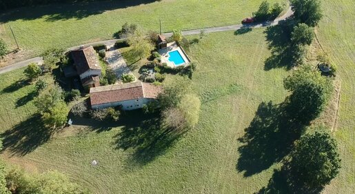 Maison 8 pièces 184 m² · à Puy-l'Évêque · 184 m² · 390 350 €
