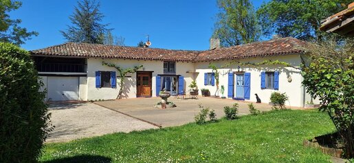 Maison 14 pièces 285 m² · à Simorre · 285 m² · 409 500 €