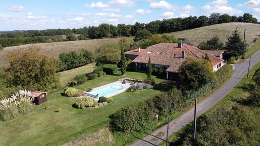 Maison 8 pièces 295 m² · à Saint-Frajou · 295 m² · 549 000 €