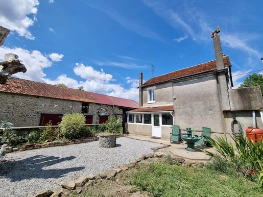 Maison 5 pièces 118 m² · à Jouac · 118 m² · 149 800 €