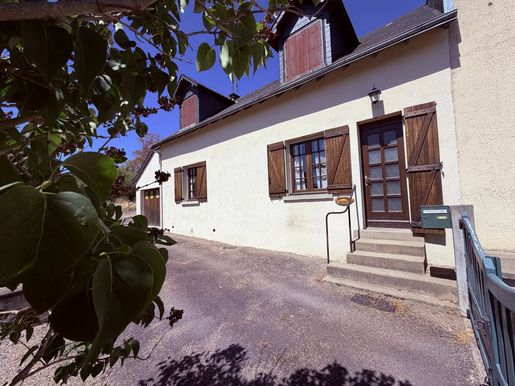 Maison 8 pièces 112 m² · à Mouhet · 112 m² · 117 700 €