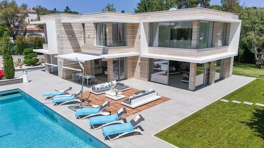 Maison 12 pièces 796 m² · à Antibes · 796 m² · 16 900 000 €