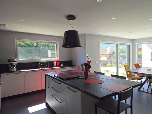 Maison 4 pièces 106 m² · à Faverges-Seythenex · 106 m² · 530 000 €