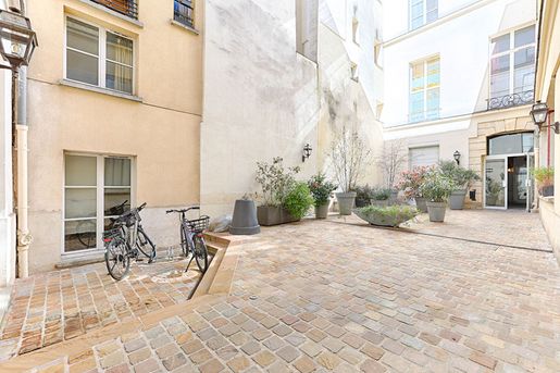 Appartement 3 pièces 71 m² · à Paris 2ème · 71 m² · 785 000 €