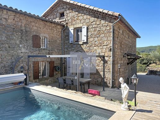Maison 8 pièces 181 m² · à Rosières · 181 m² · 450 000 €