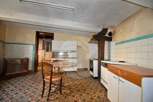 Maison 5 pièces 108 m² · à Nègrepelisse · 108 m² · 50 000 €