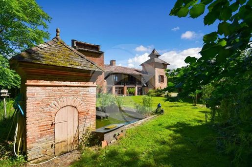 Maison 7 pièces 240 m² · à Saint-Nauphary · 240 m² · 339 200 €