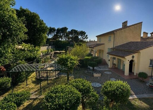 Maison 5 pièces 142 m² · à Cornillon-Confoux · 142 m² · 499 000 €