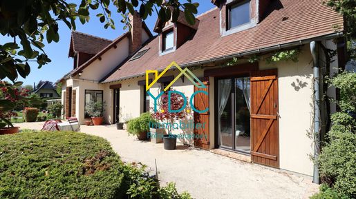 Maison 8 pièces 162 m² · à Yvetot · 162 m² · 320 000 €