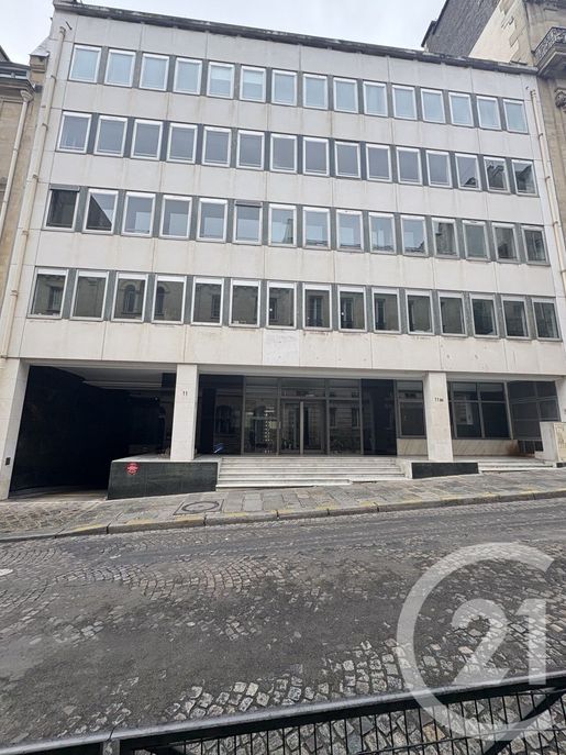 Parking · Paris 8ème (Paris) · 46 000 €