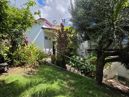 Maison 5 pièces 170 m² · à Saint-Denis · 170 m² · 490 000 €