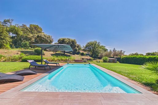 Maison 5 pièces 194 m² · à Roquefort-les-Pins · 194 m² · 1 545 000 €