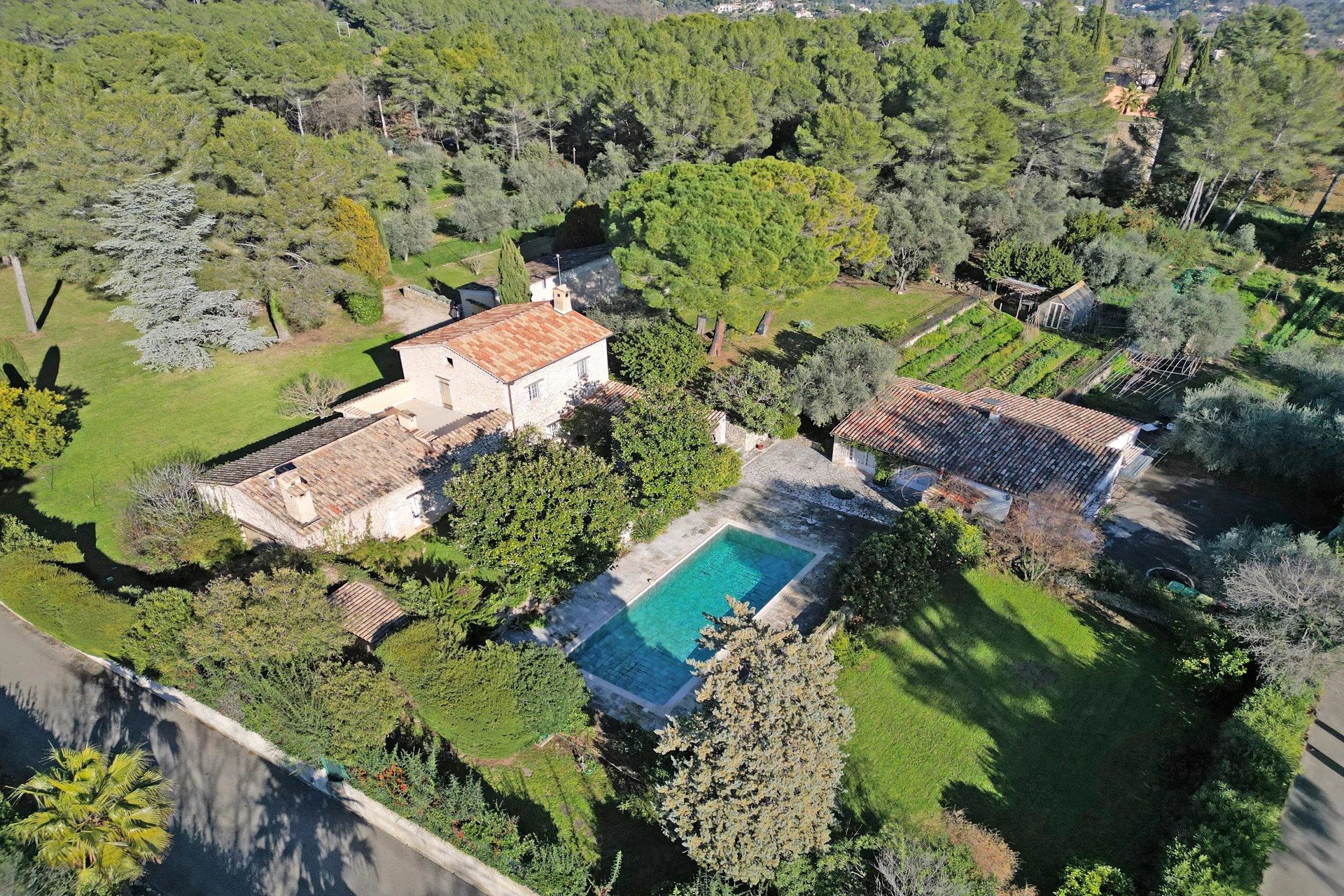 Maison à vendre, 292m², Le Rouret