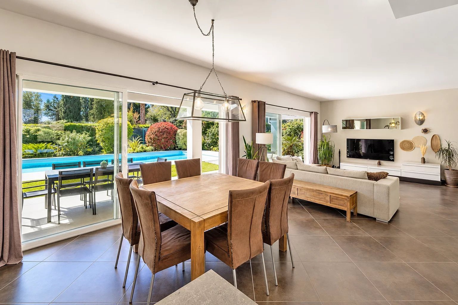 Maison à vendre, 248m², Roquefort-les-Pins