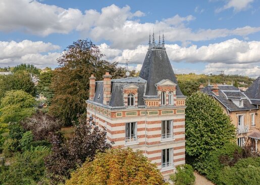 Maison 9 pièces 230 m² · à Dreux · 230 m² · 705 000 €