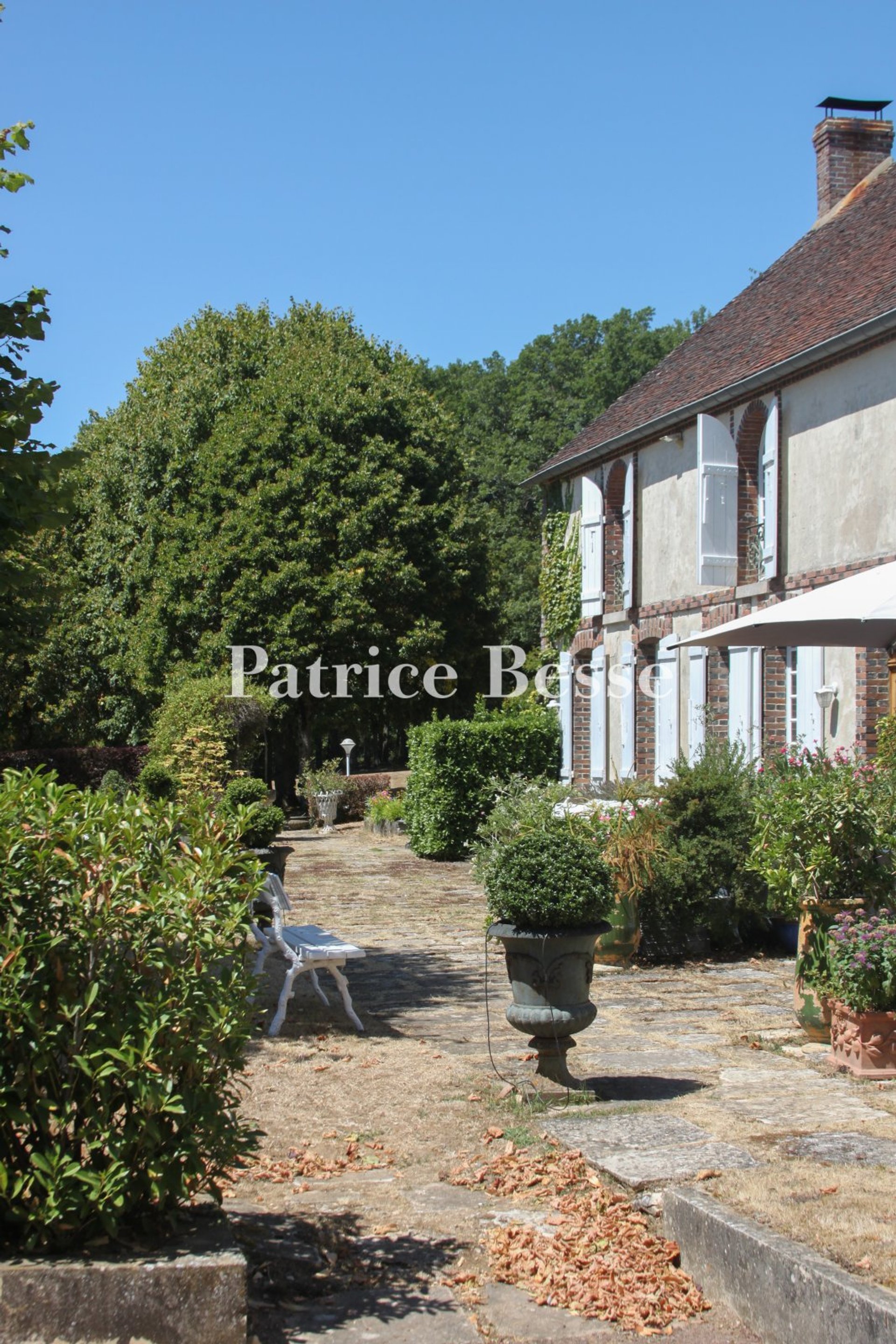 Maison à vendre, 399m², Charny Orée de Puisaye