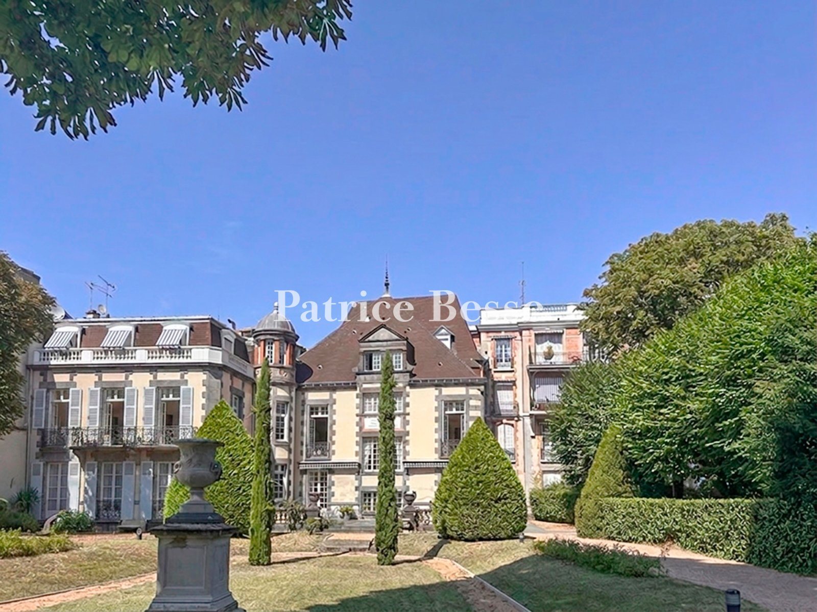 Appartement à vendre, 296m², Vichy