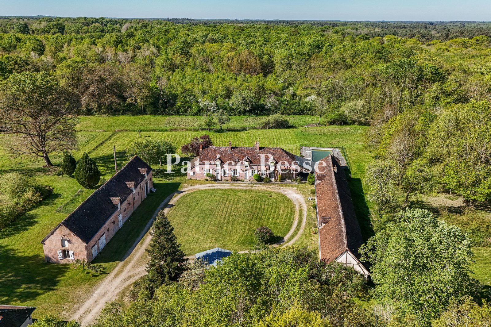 Maison à vendre, 270m², Sully-sur-Loire