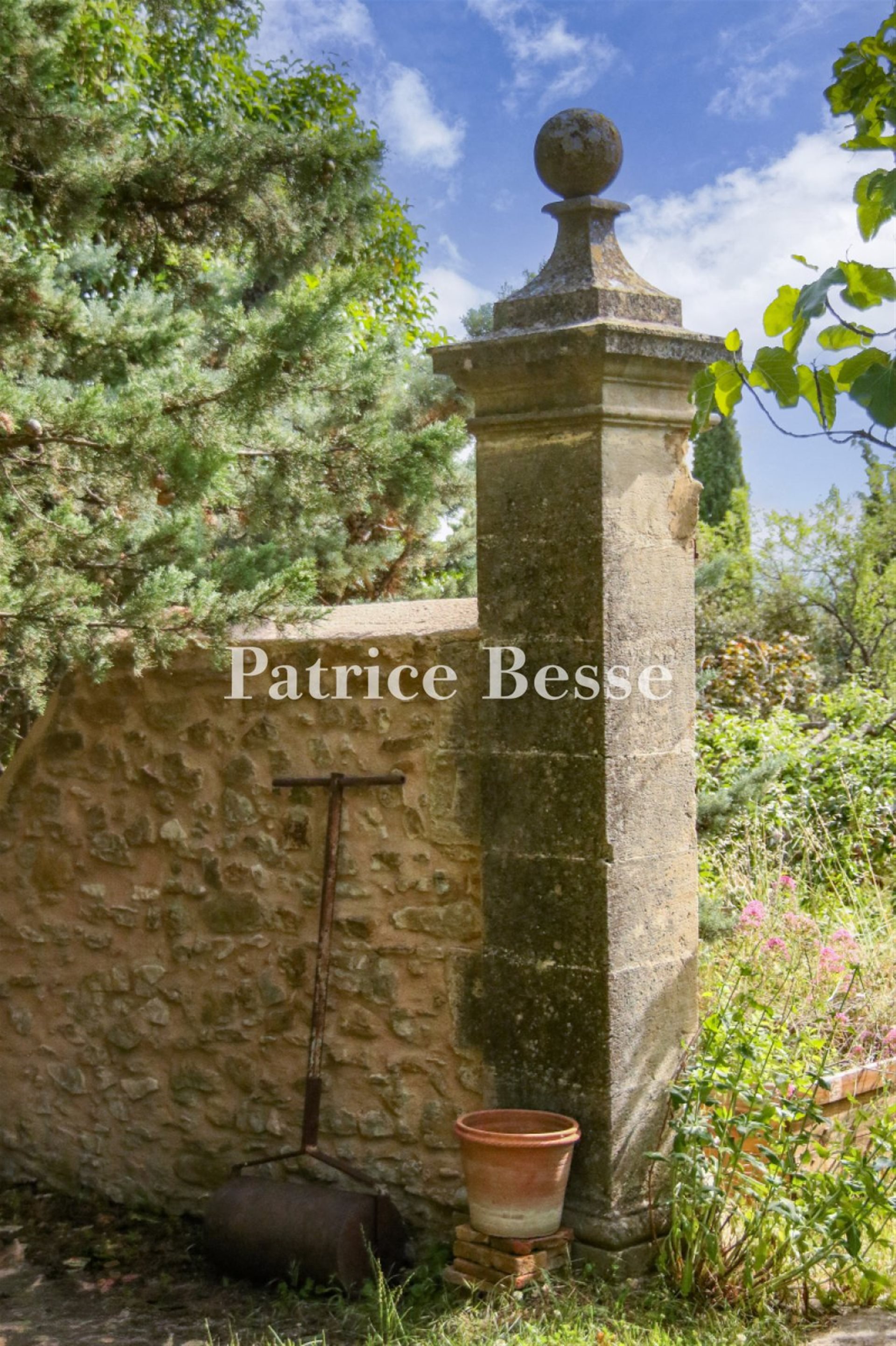 Maison à vendre, 526m², Forcalquier