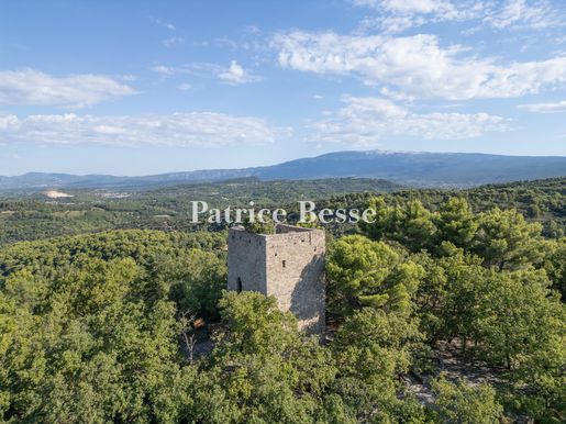 Maison 5 pièces 186 m² · à Venasque · 186 m² · 890 000 €