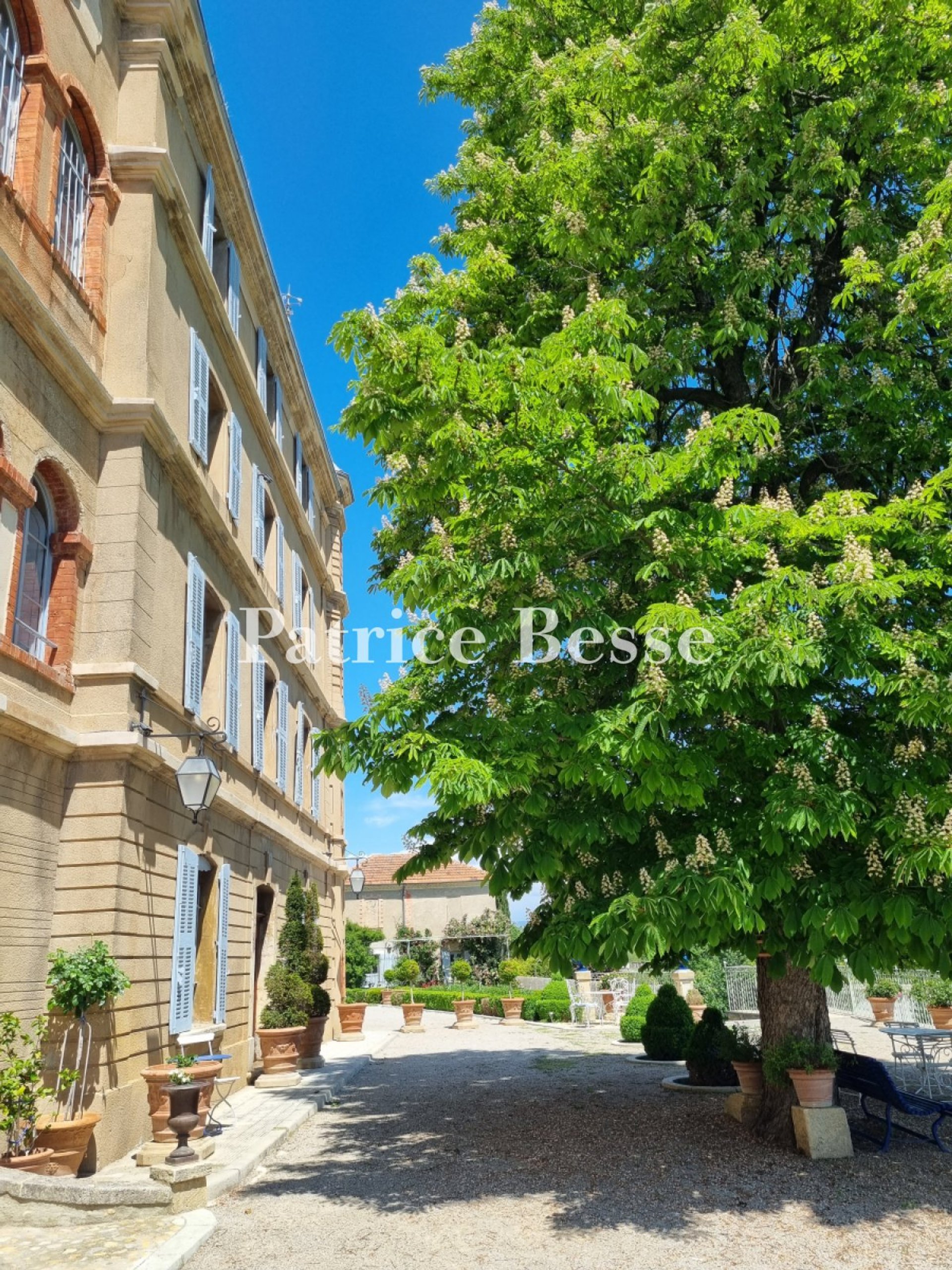 Maison à vendre, 959m², Manosque
