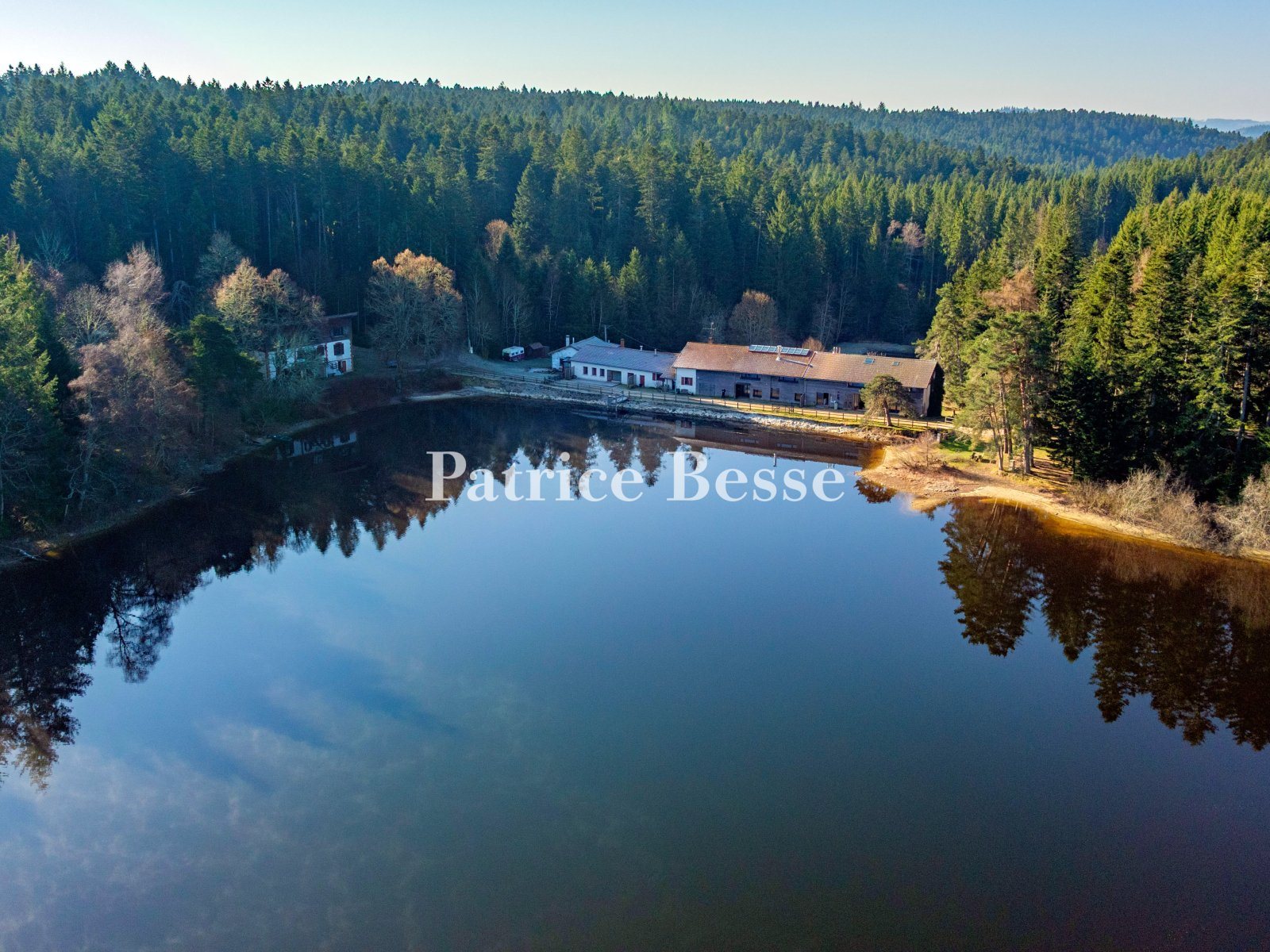 Maison à vendre, 975m², Monlet