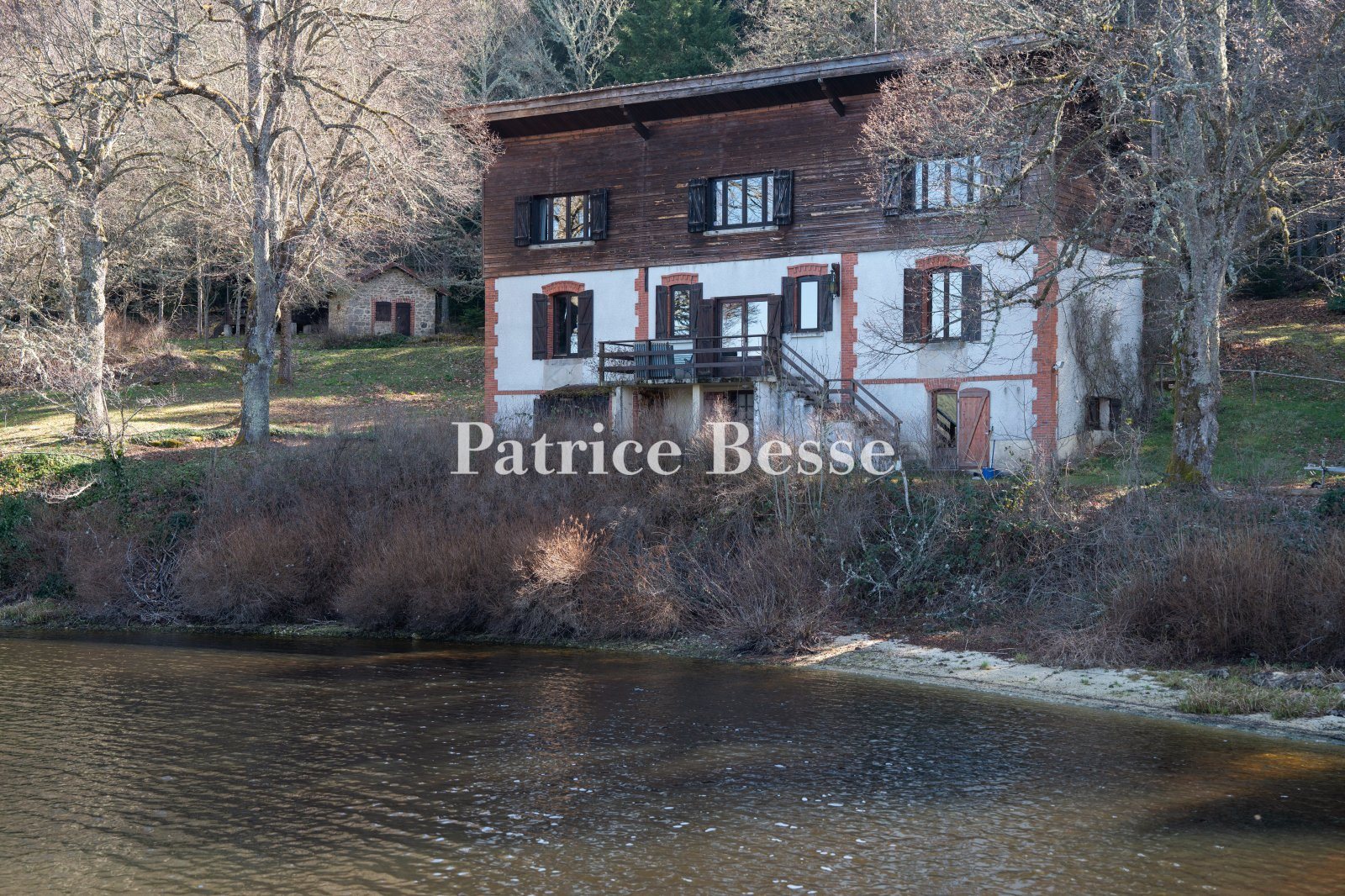 Maison à vendre, 975m², Monlet