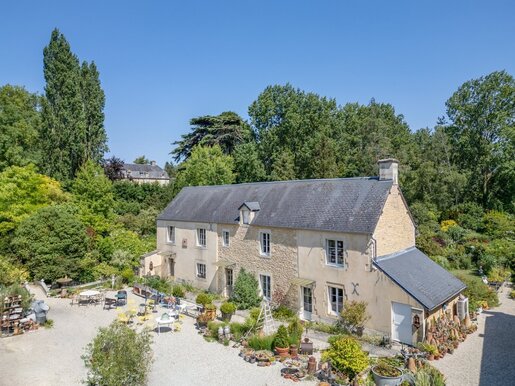 Maison 5 pièces 296 m² · à Bayeux · 296 m² · 985 000 €