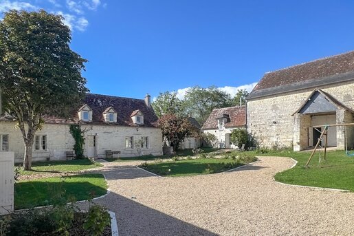 Maison 10 pièces 295 m² · à Sainte-Maure-de-Touraine · 295 m² · 851 000 €