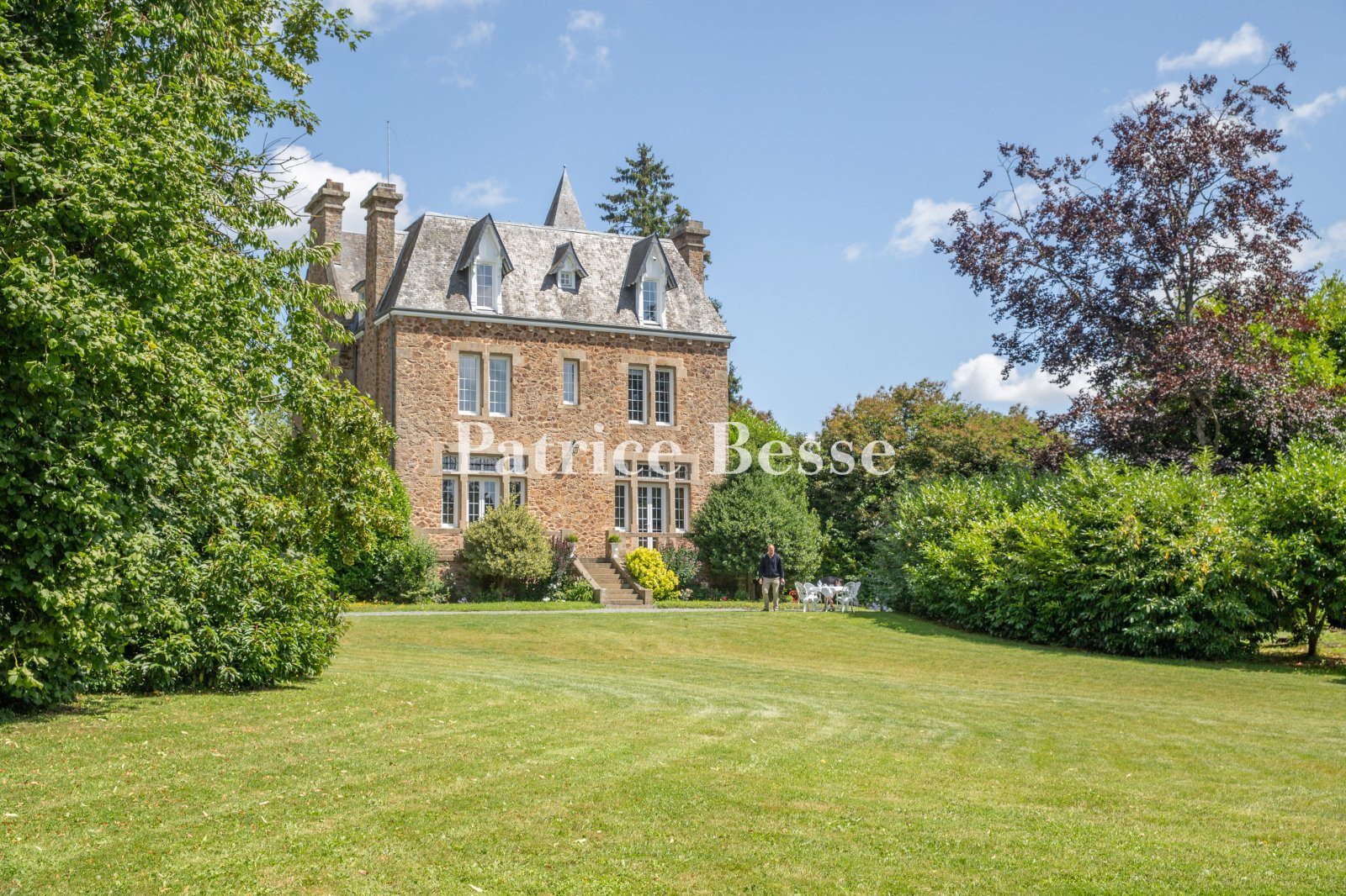 Maison à vendre, 350m², Saint-Hilaire-du-Harcouët