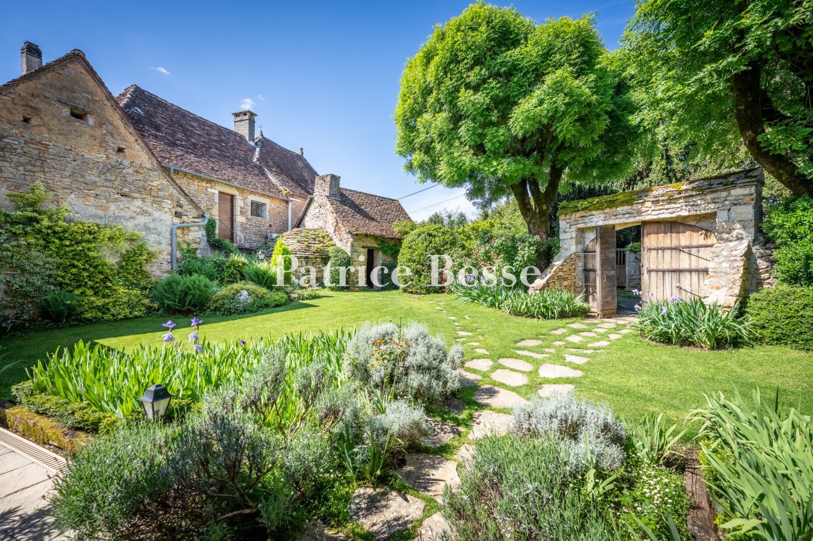 Maison à vendre, 475m², Saint-Céré