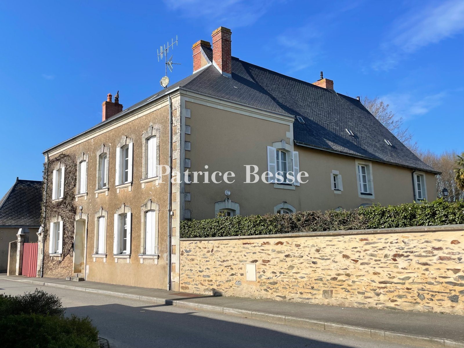 Maison à vendre, 240m², Château-Gontier-sur-Mayenne