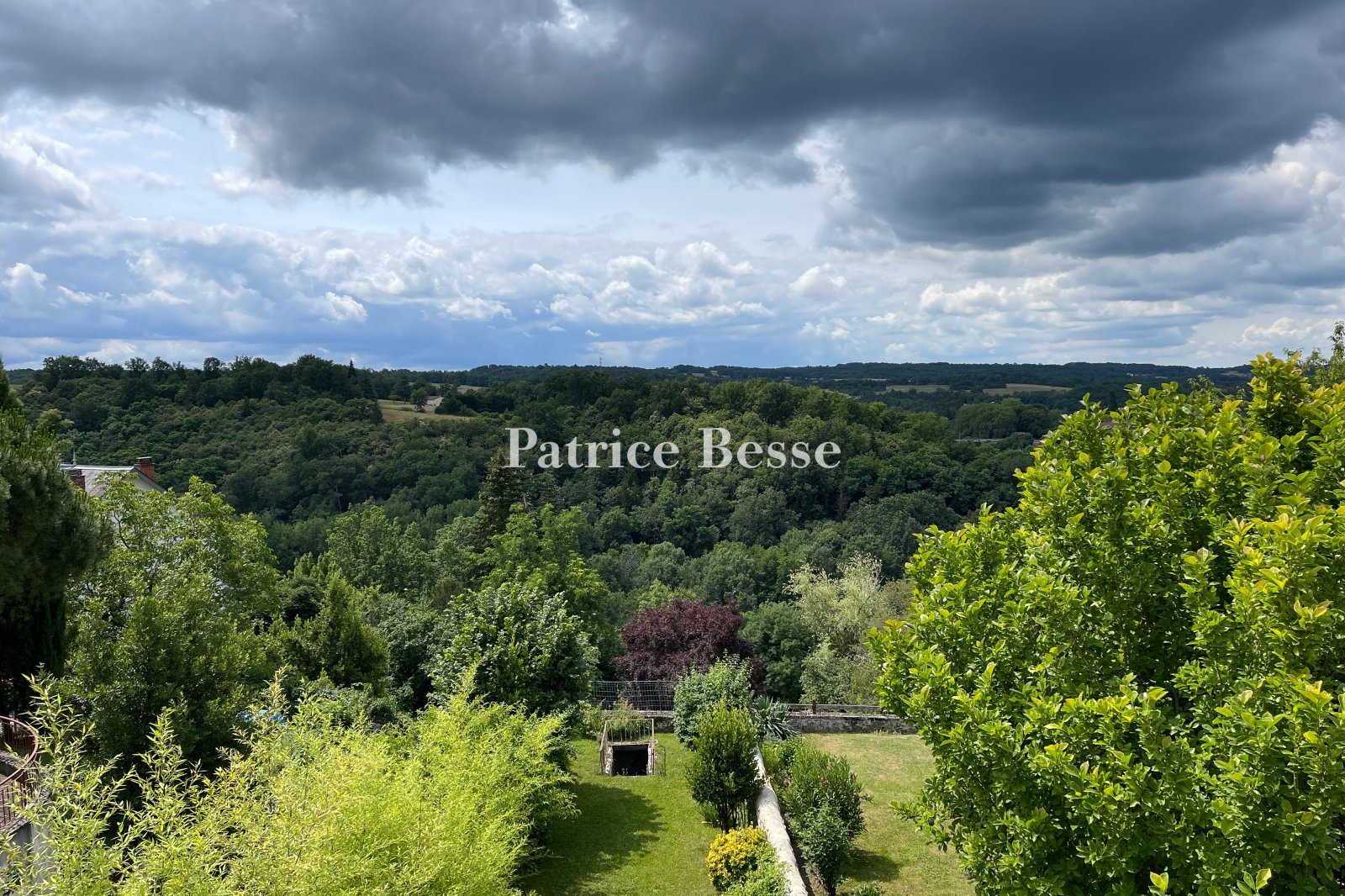 Maison à vendre, 219m², Nontron