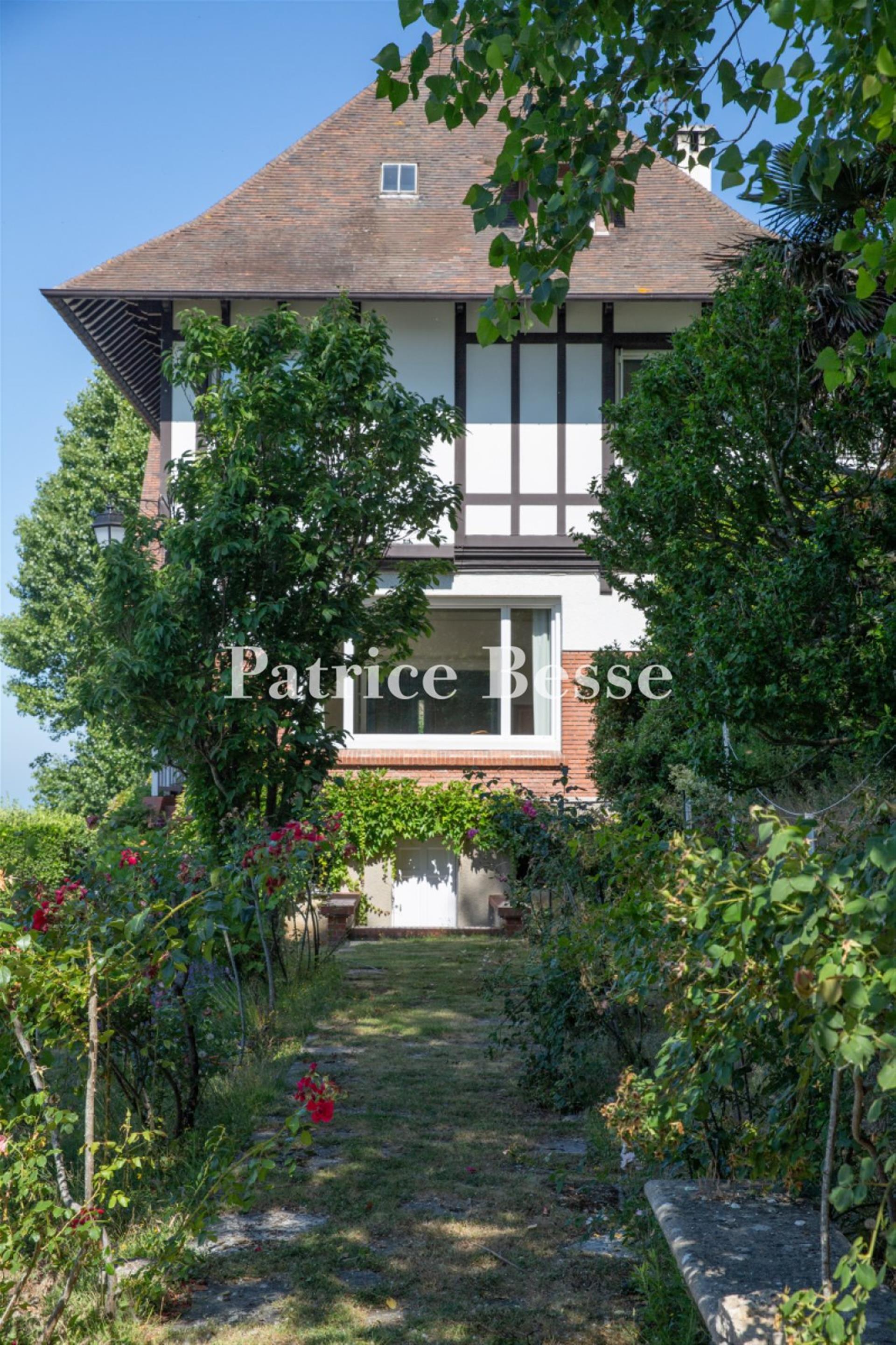 Maison à vendre, 530m², Sainte-Adresse