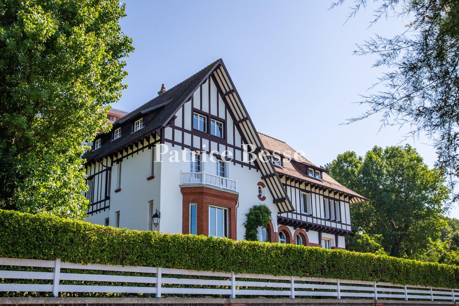Maison à vendre, 530m², Sainte-Adresse