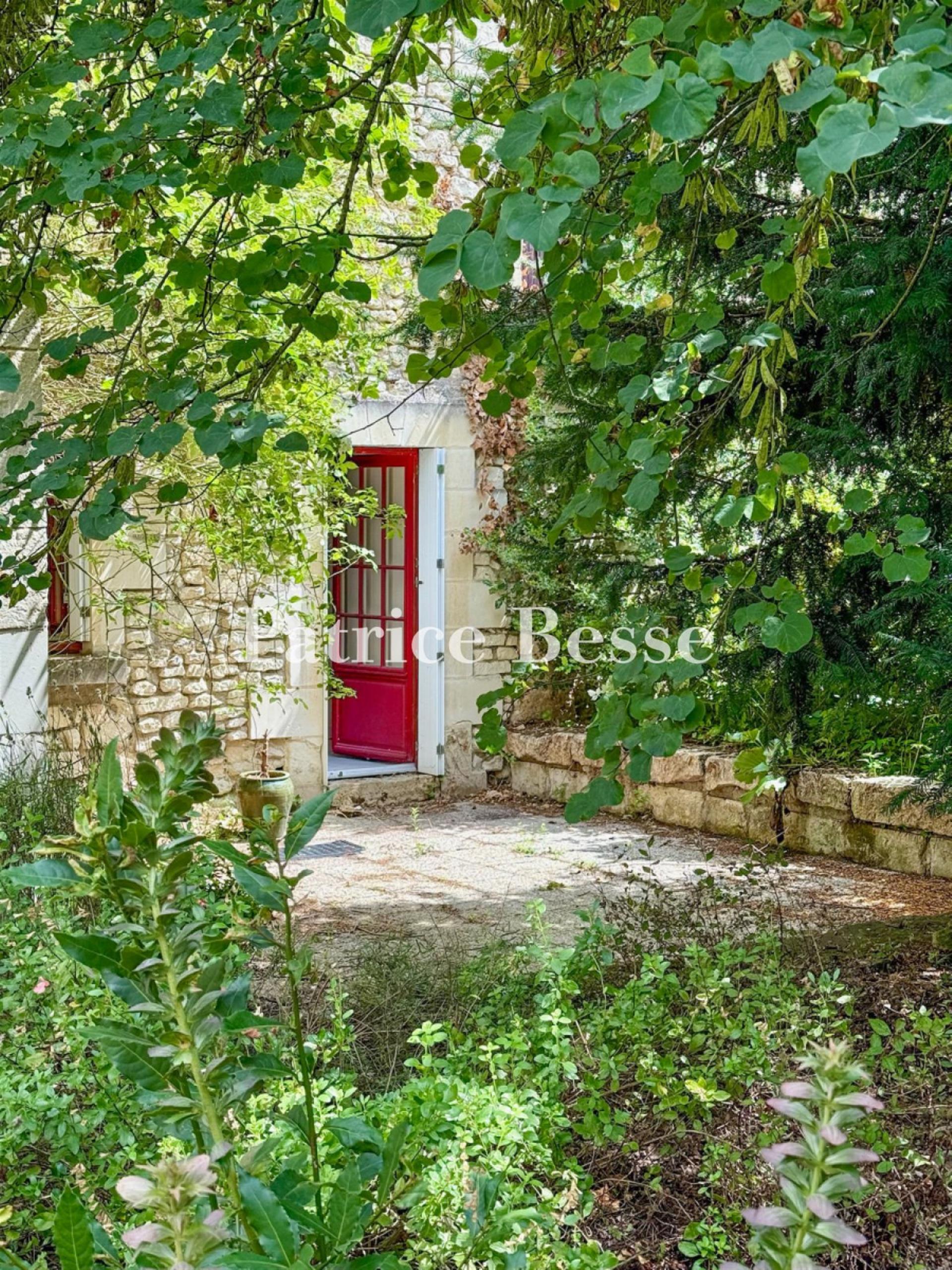 Maison à vendre, 232m², Montreuil-Bellay