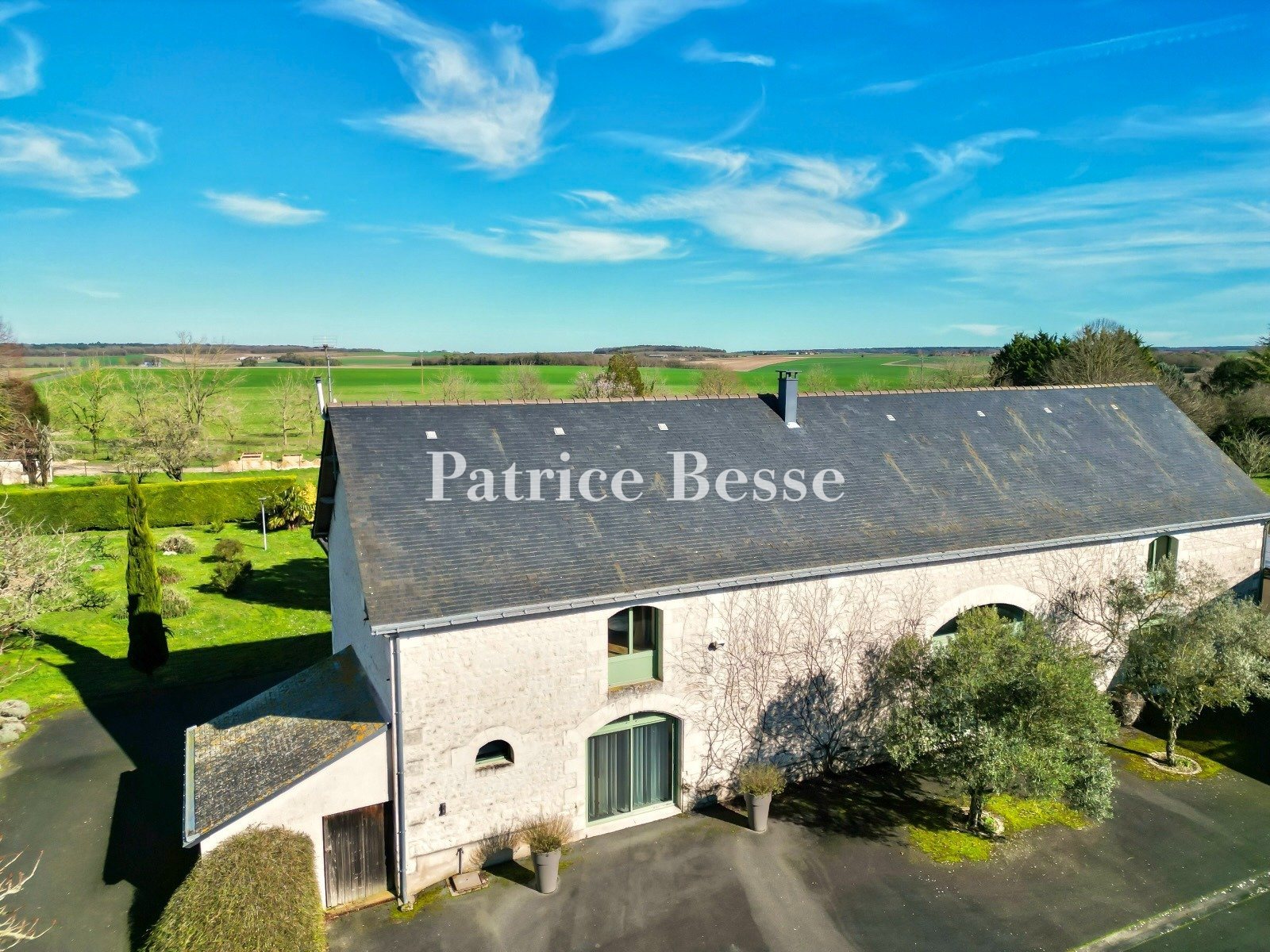 Maison à vendre, 367m², La Tour-Saint-Gelin