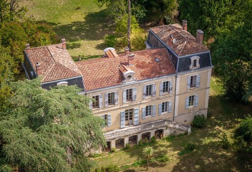 Maison 12 pièces 570 m² · à Agen · 570 m² · 800 000 €