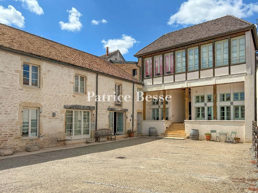 Appartement 7 pièces 114 m² · à Beaune · 114 m² · 472 000 €