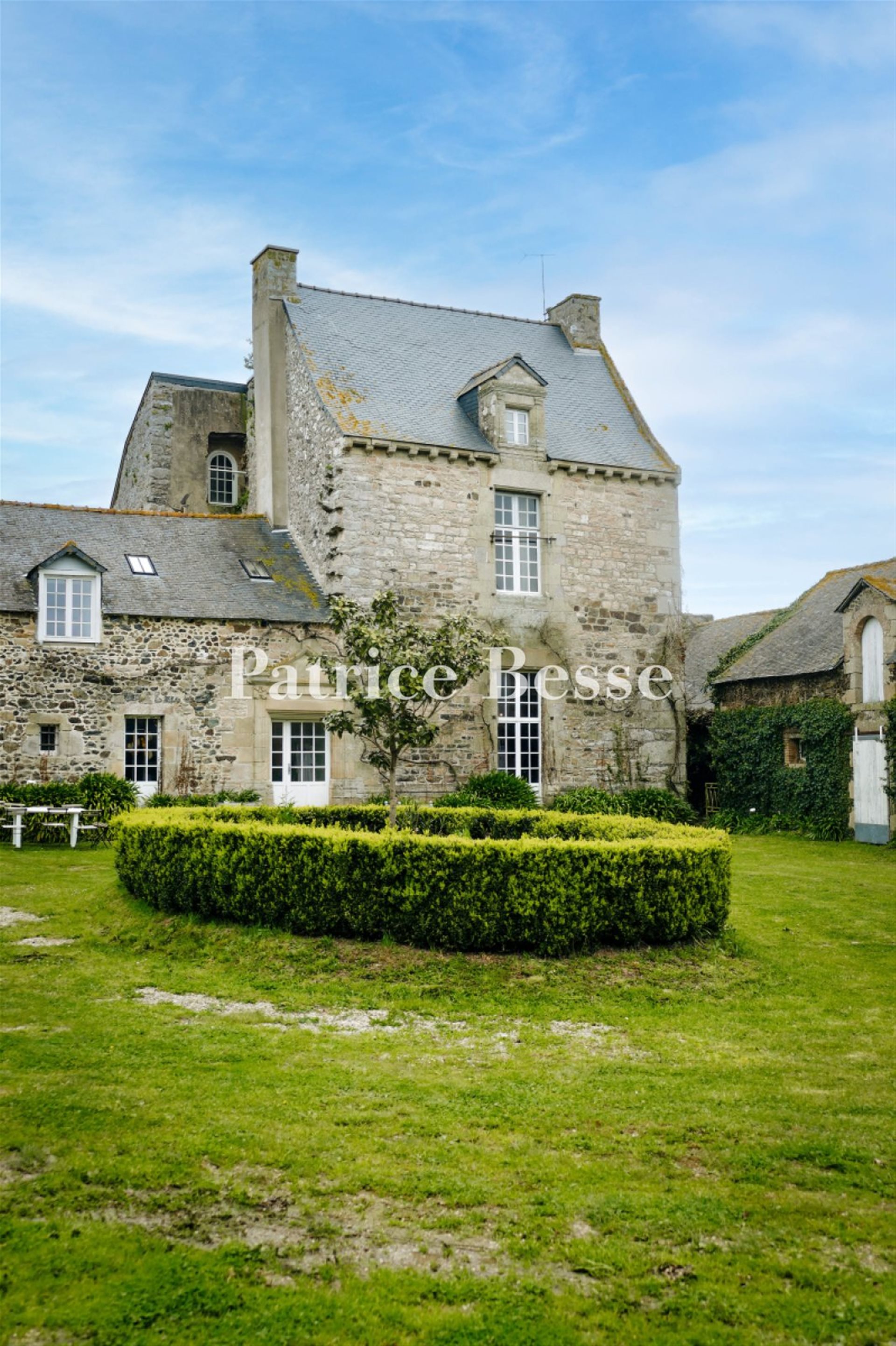 Maison à vendre, 360m², Lamballe-Armor