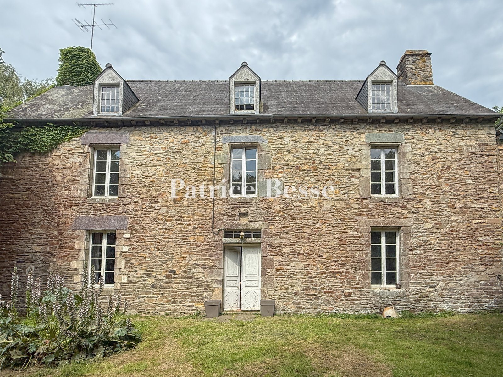 Maison à vendre, 307m², Ploërmel