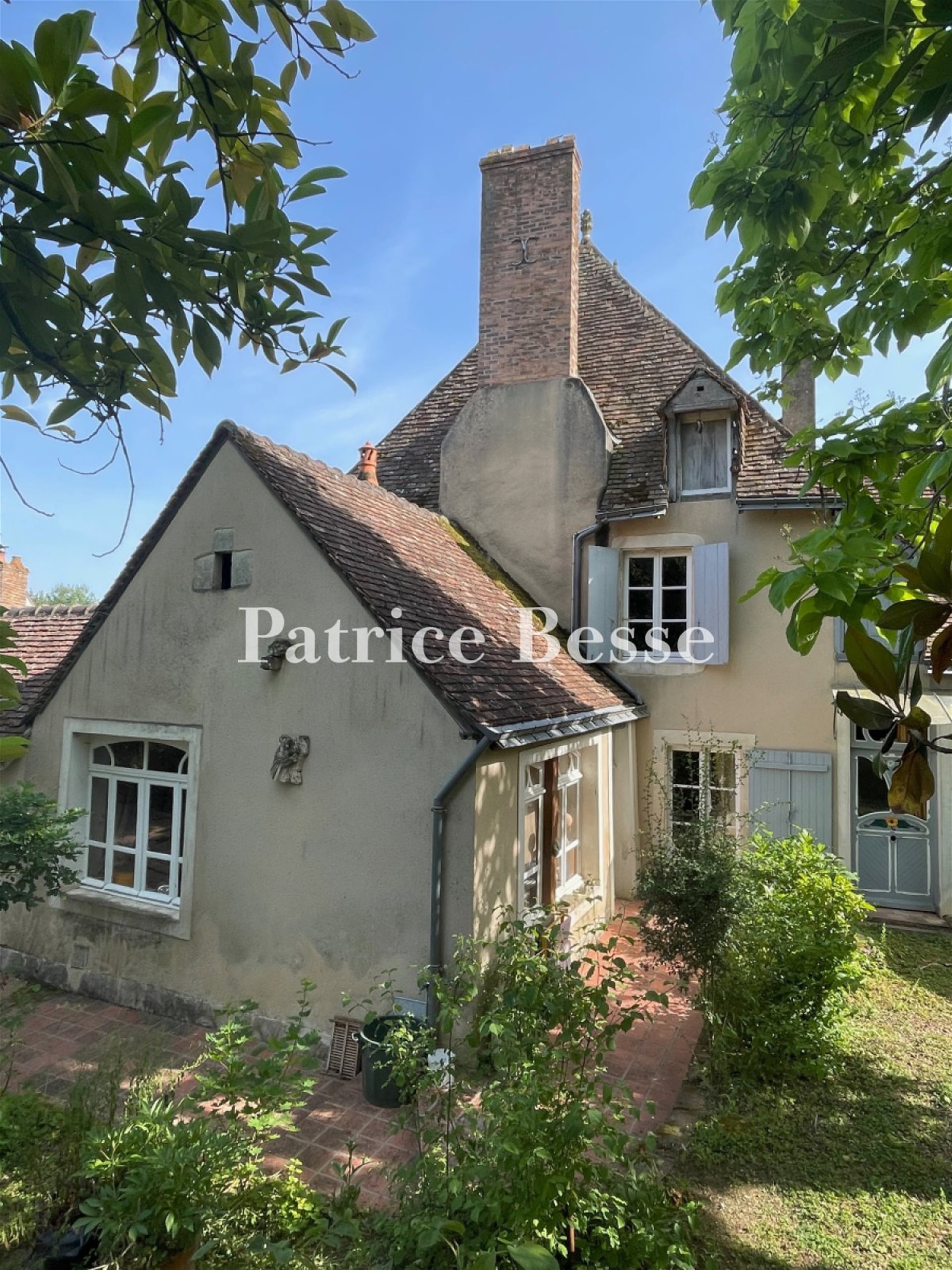 Maison à vendre, 281m², La Suze-sur-Sarthe