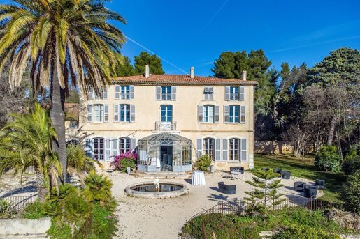 Maison 12 pièces 550 m² · à Toulon · 550 m² · 2 700 000 €