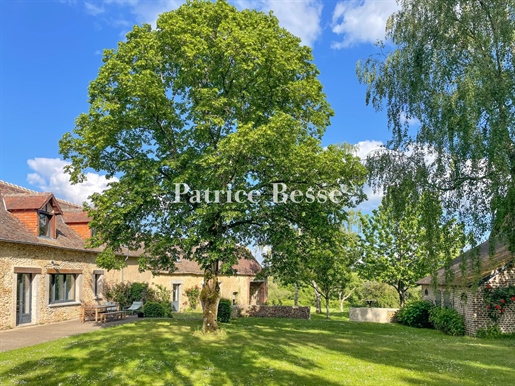 Maison 10 pièces 327 m² · à La Ferté-Bernard · 327 m² · 615 000 €